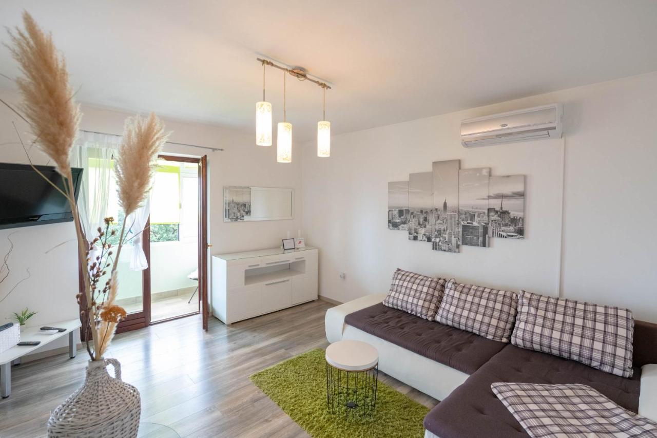 Apartman Doris Lovran Extérieur photo